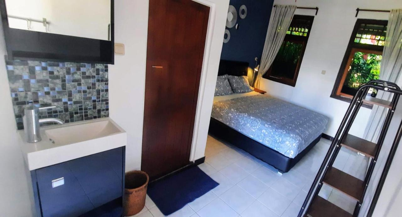 Guesthouse The 4 Fish マナド エクステリア 写真